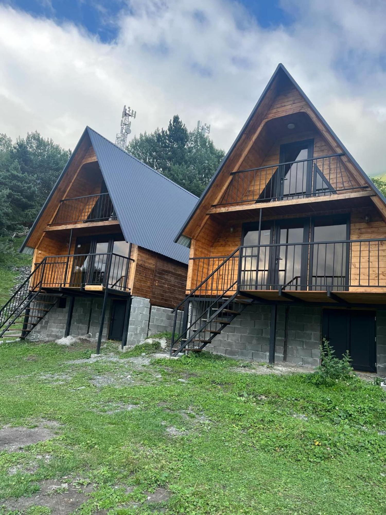 Cottage Paradise Stepantsminda Exterior photo